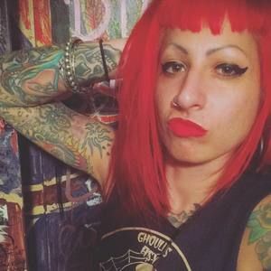 Meet your Posher, Lauren